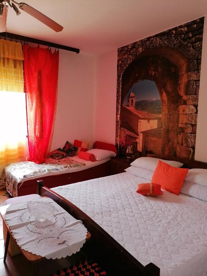 2 L Apartment