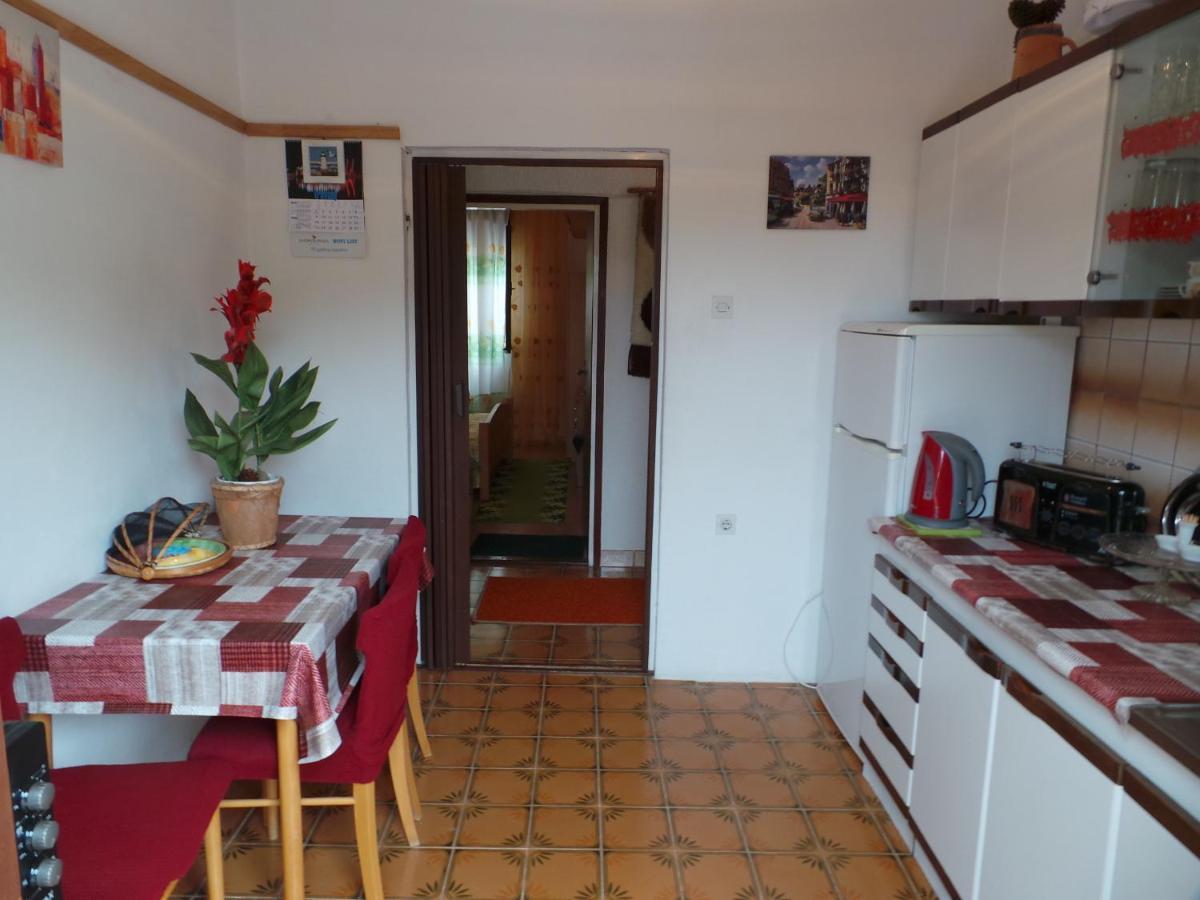 2 L Apartment
